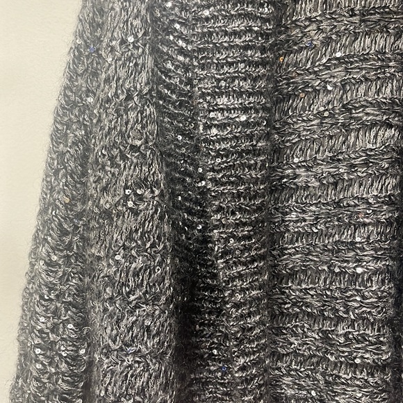 Express sweater - Picture 2 of 4